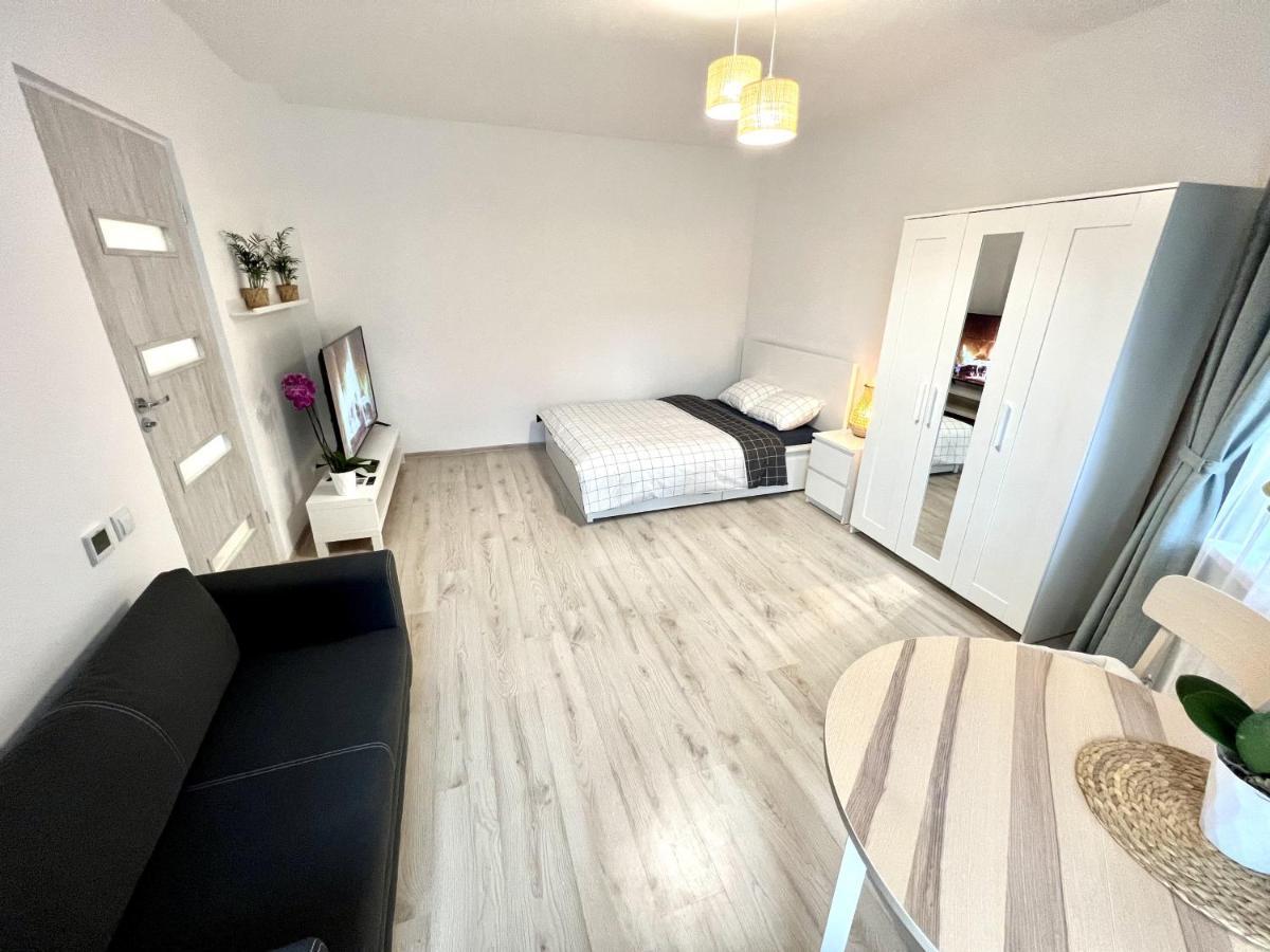 New York Apartments - Free Parking Katowice Ngoại thất bức ảnh